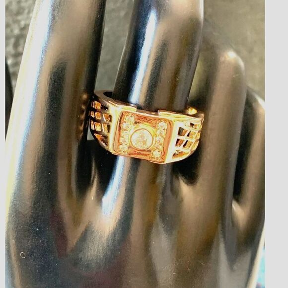 Beautiful Gold Signet ring, SZ 10.75, Mark unidentifiable - Picture 1 of 5